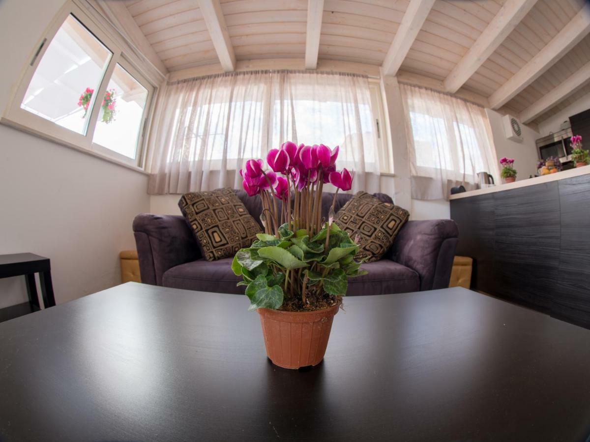 Apartamento Le Amiche 2 Marina di Ragusa Exterior foto